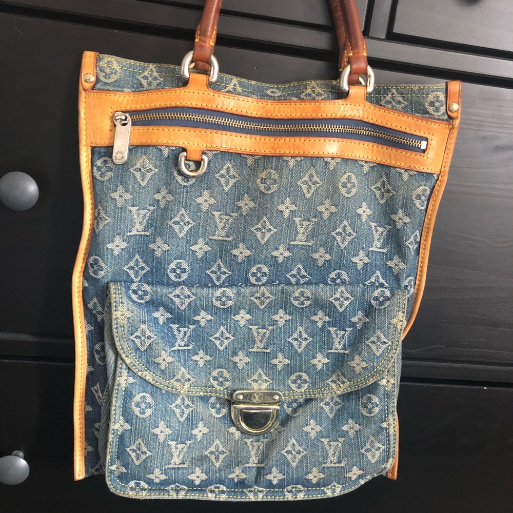 Louis Vuitton Denim Sac Plat